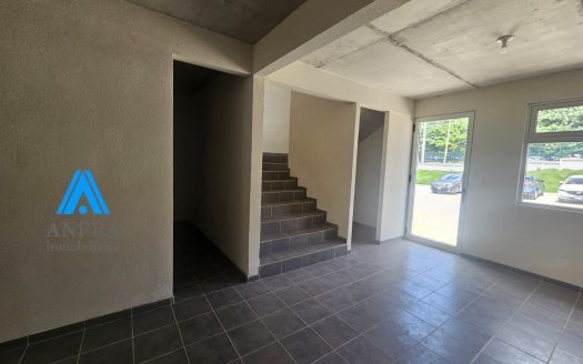 Amplia Bodega con Oficinas en Venta – Km 23 Carretera a El Salvador