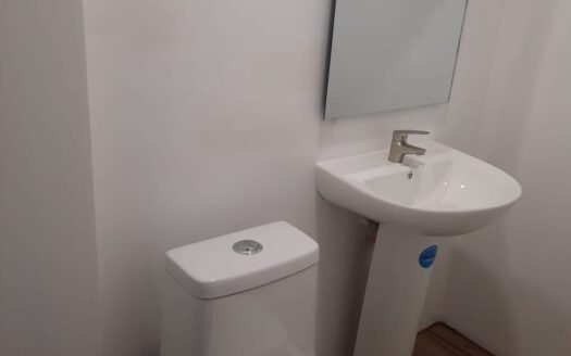 CLÍNICA EN RENTA – EDIFICIO VILA FLOR, CES, CARRETERA A EL SALVADOR