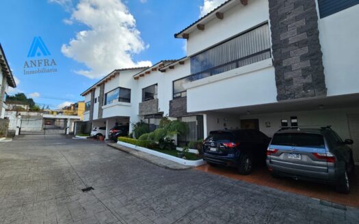 CONDOMINIO EN CARRETERA A EL SALVADOR