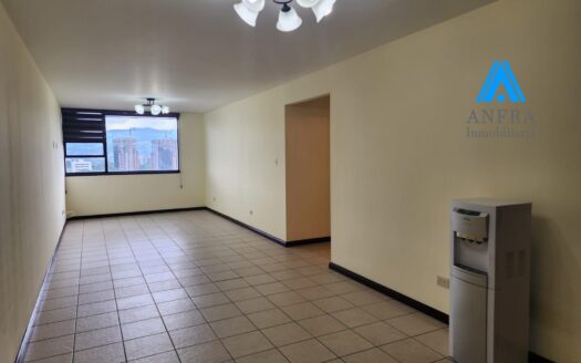 APARTAMENTO EN RENTA – ZONA 14