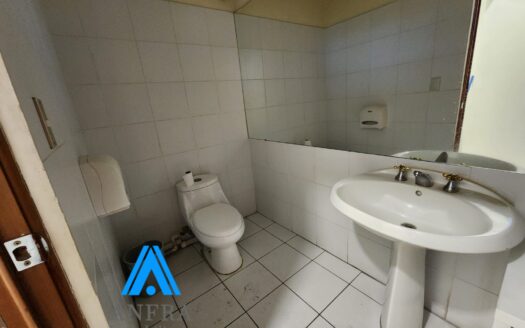 OFICINA EN ALQUILER – UNICENTRO, ZONA 10