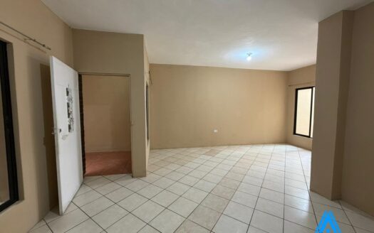 RENTA DE CASA EN ZONA 18 – RESIDENCIALES ATLÁNTIDA 