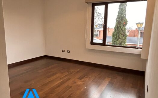CASA EN RENTA – CONDOMINIO ANTARIA BELLAS LUCES, SANTA CATARINA PINULA